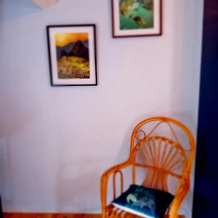 Au Bord De L'eau Sur Cerou *