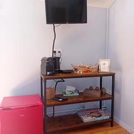 Au Bord De L'eau Sur Cerou Salles (Tarn)