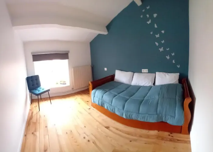 Au Bord De L'eau Sur Cerou Отель Salles (Tarn)