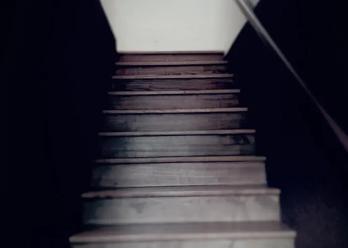 Au Bord De L'eau Sur Cerou *