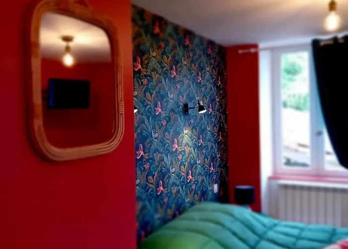 Au Bord De L'eau Sur Cerou Отель Salles (Tarn)