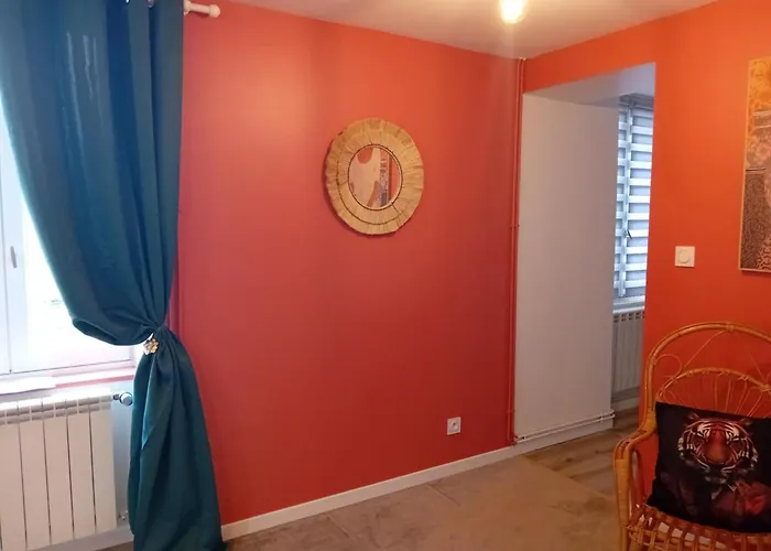 Отель Au Bord De L'eau Sur Cerou Salles (Tarn)