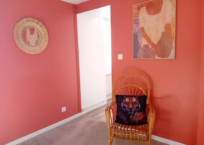 Au Bord De L'eau Sur Cerou Отель Salles (Tarn)